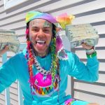 tekashi 6ix9ine regala dinero como el controversial rapero cambia vidas con sus donaciones