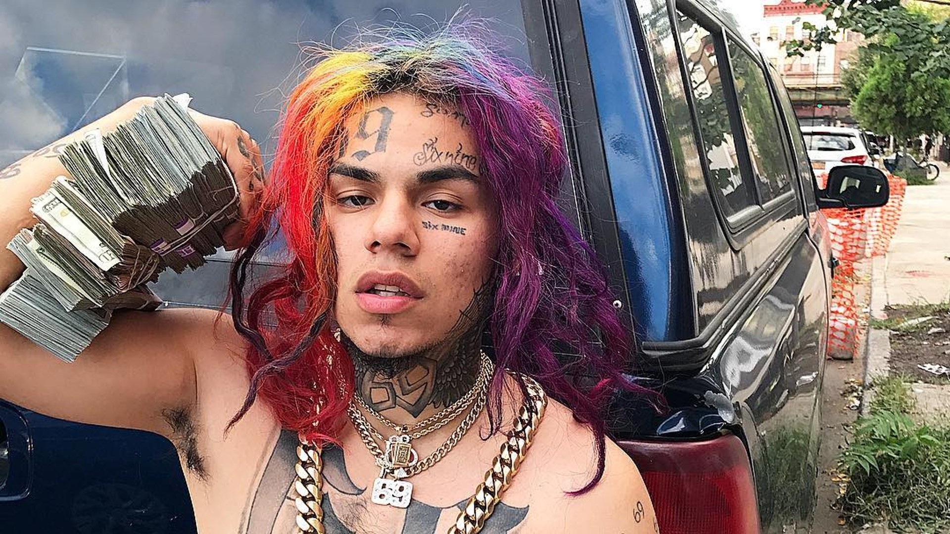 tekashi 6ix9ine su compromiso incansable con las familias necesitadas una mirada profunda